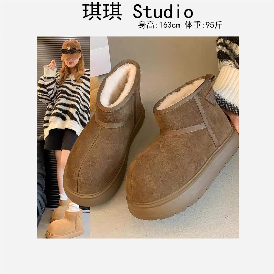 2024秋冬季新款内里加绒柔软舒适厚底增高三角标百搭面包雪地靴77