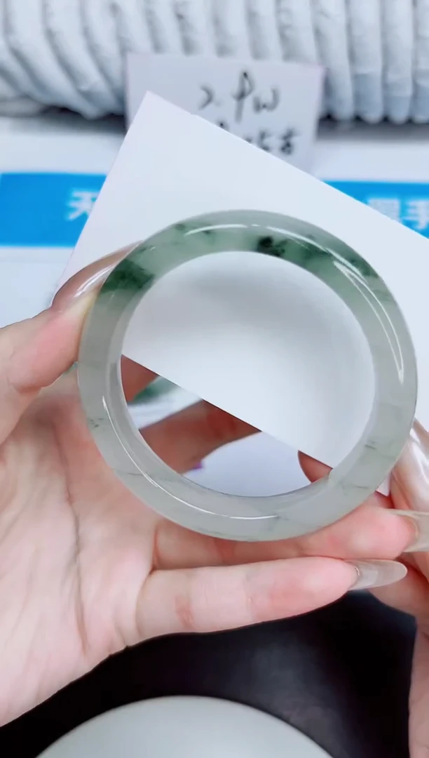 未镶嵌手镯石英质玉332/54.7