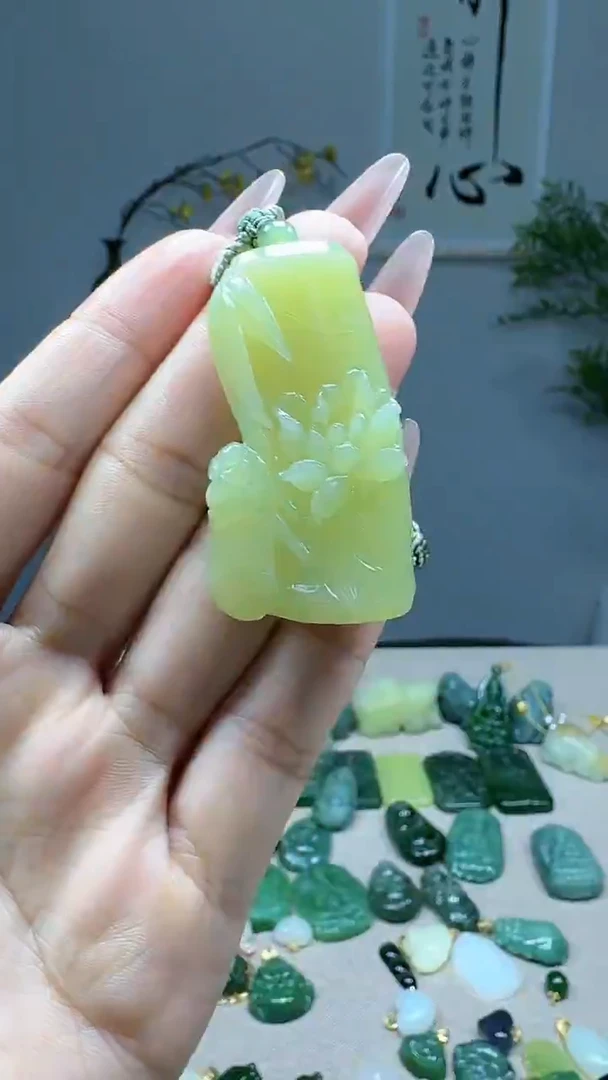 未镶嵌和田玉挂件1