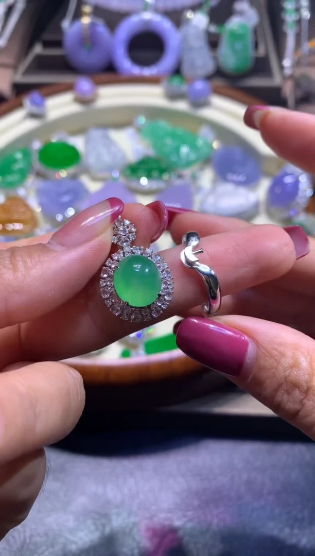 吊坠(不含链)18K金镶嵌翡翠翡翠A货