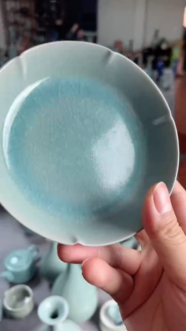 【闪购商品】盘汝瓷仿古葵口洗