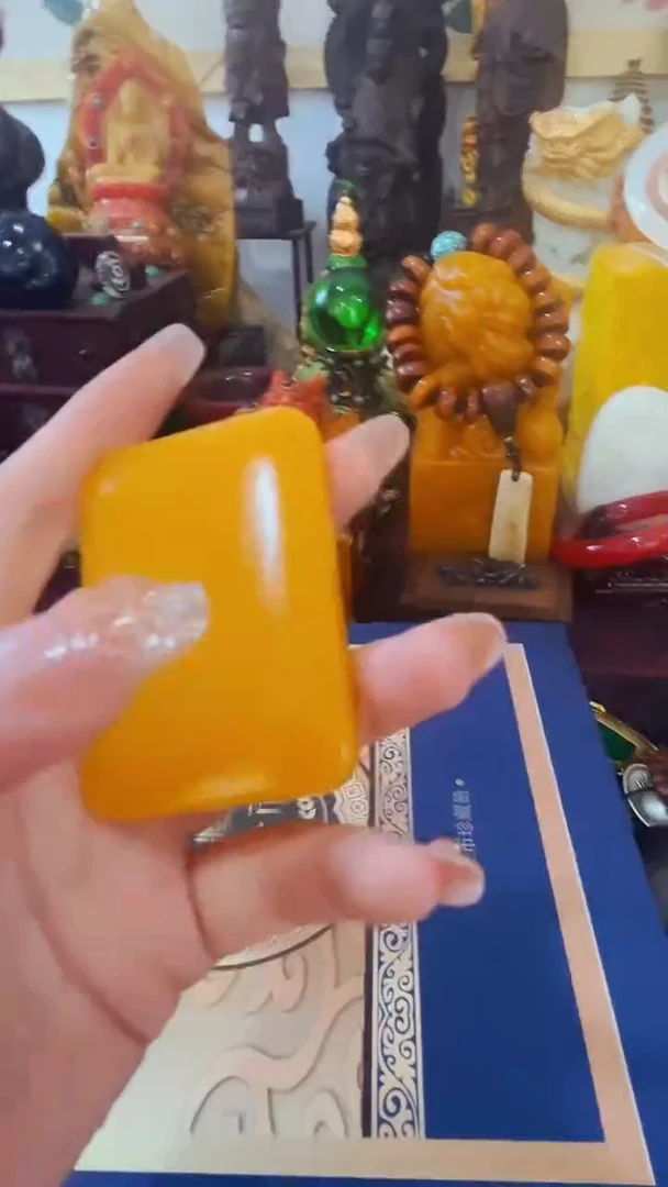 黄无事牌老板娘主播推荐推荐