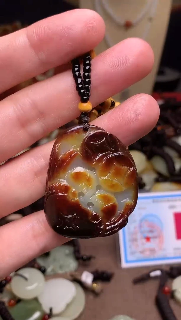 颈饰未镶嵌和田玉新疆料青海料清水和田玉吊坠