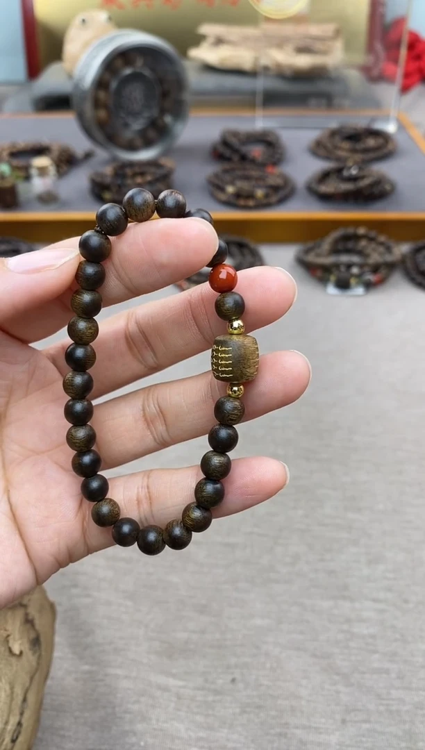 【闪购商品】沉香手串富森红土0.6+五条+配饰沉水单圈