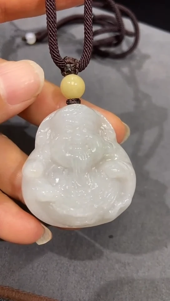 翡翠未镶嵌颈饰愿****离吊坠