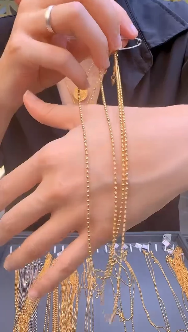爱心抽拉光面珠链45cm 3.8g（多样性发货）