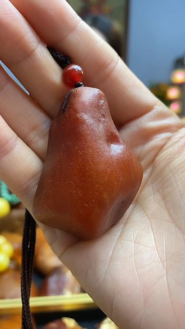 琥珀颈饰未镶嵌吊坠