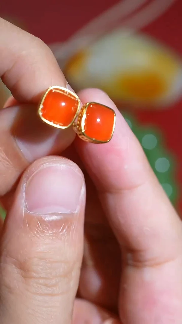 银S925镀金镶嵌南红玛瑙耳饰31