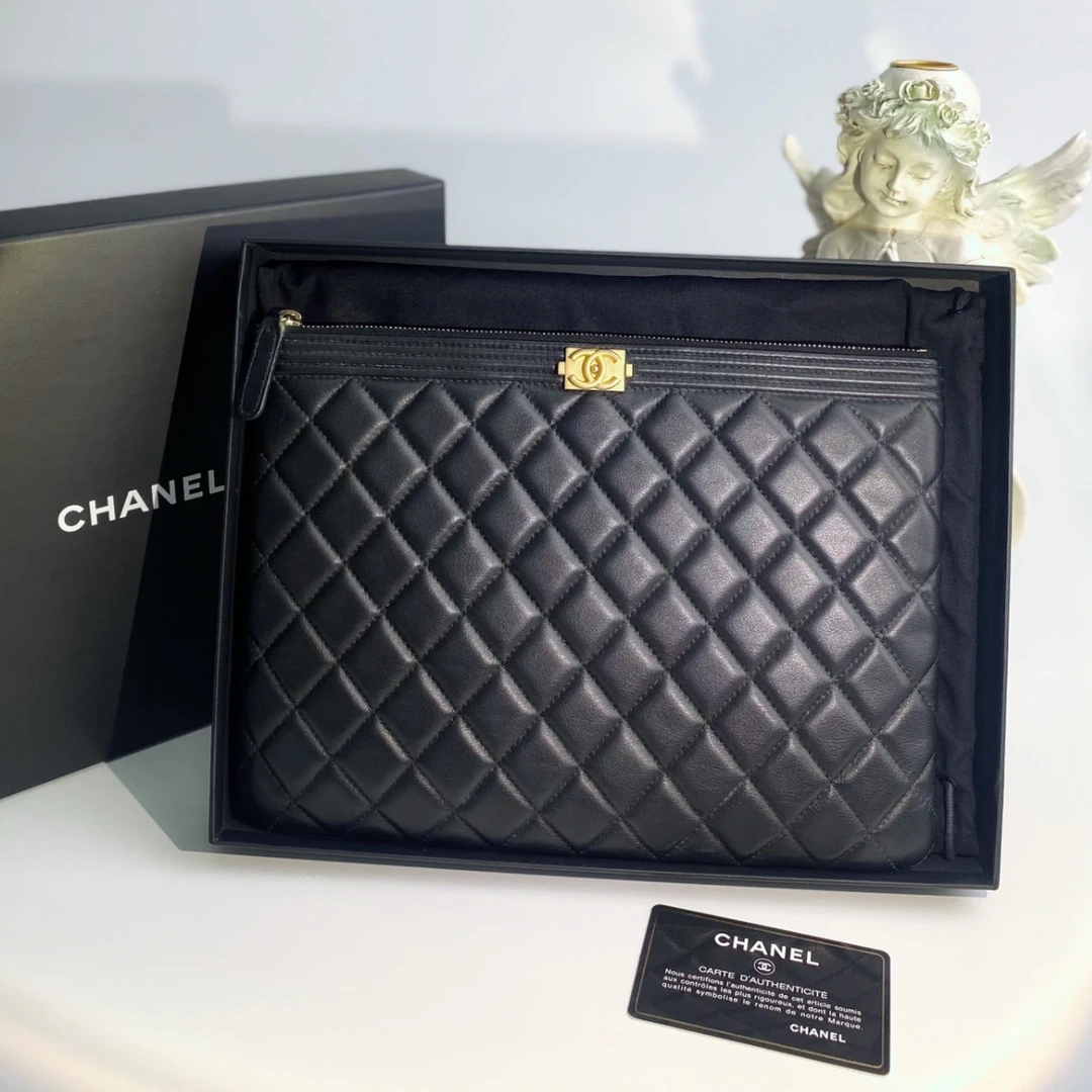 99新 Chanel/香奈儿 黑金手拿包标卡全28开B4251