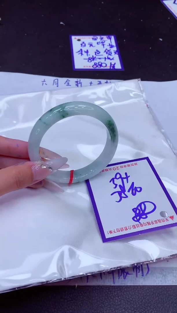 翡翠手镯未镶嵌11111111