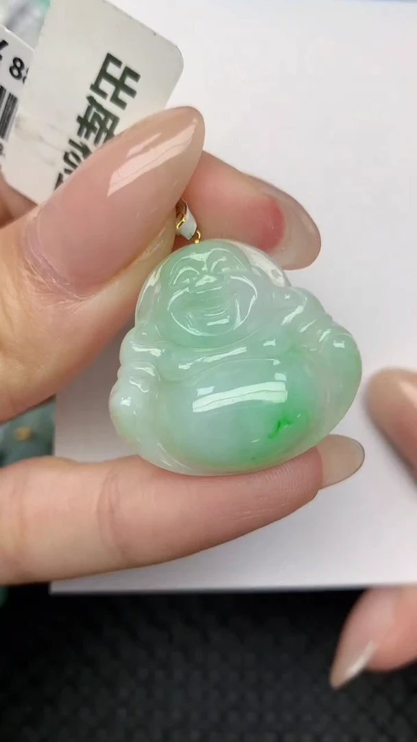 翡翠18K金镶嵌颈饰天然翡翠a货