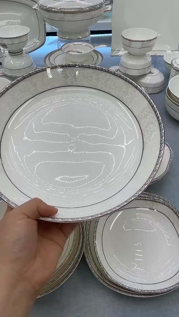 骨瓷玲珑10.5饭2个10.5波浪2个