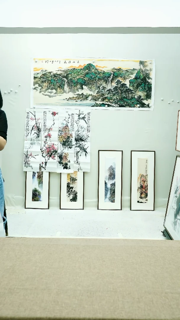 国画乔*147*47李法良手绘花鸟带框
