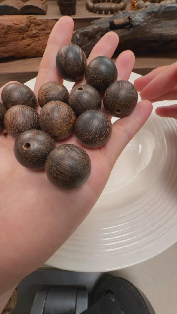 沉香沉香香囊?**酱【不退不换】沉水老伽罗单珠02062030