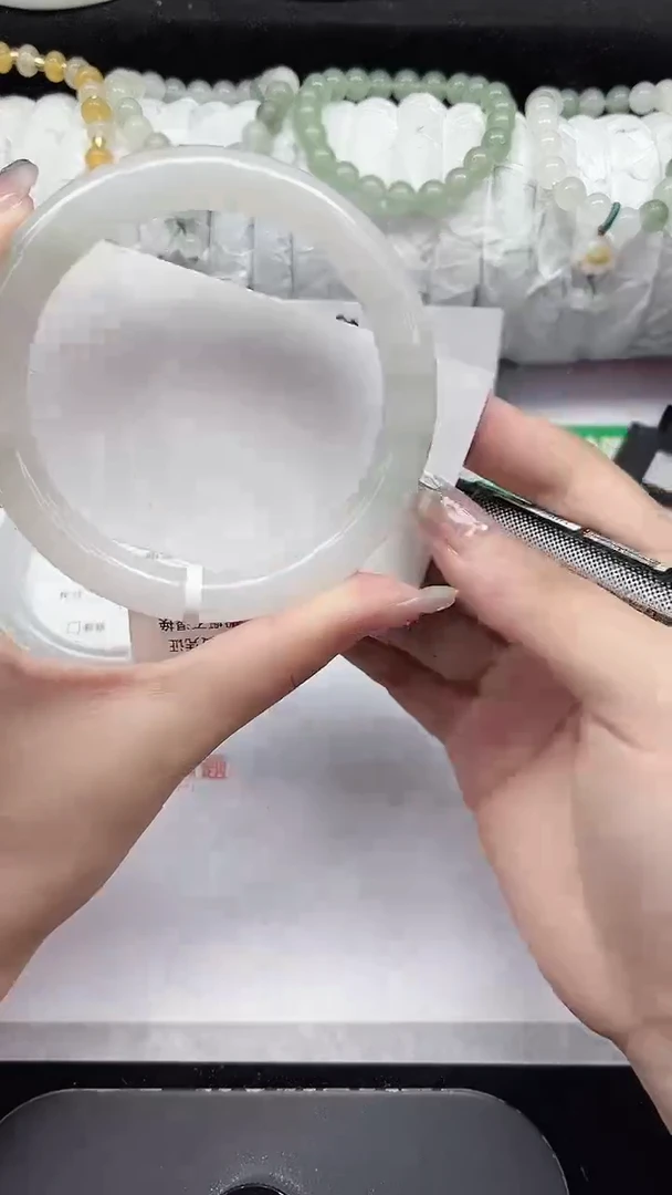 未镶嵌手镯石英质玉81-62/63