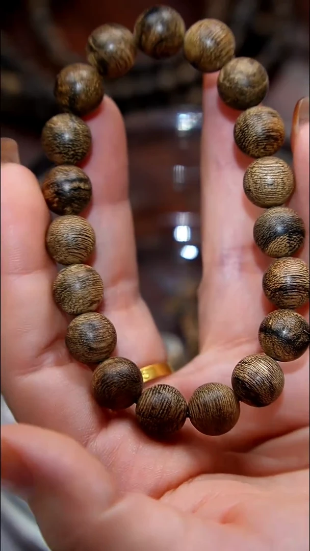 沉香沉香碎屑正区达拉干老料沉香  1.08-11克+