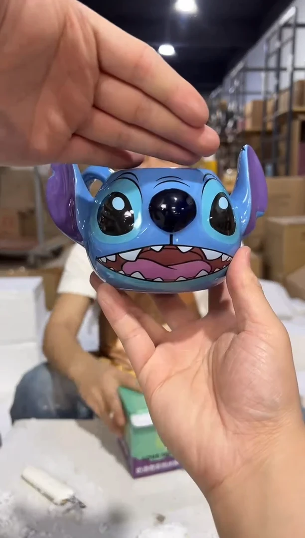 瓷片小号原盒史迪仔双耳杯