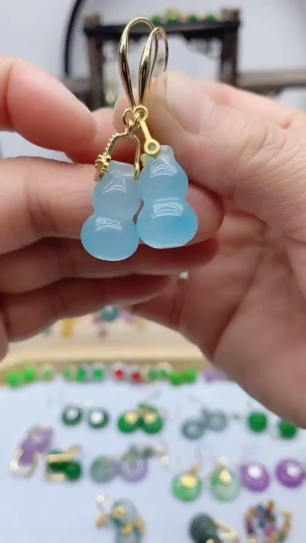 14K金镶嵌石英质玉（天山翠）耳饰593