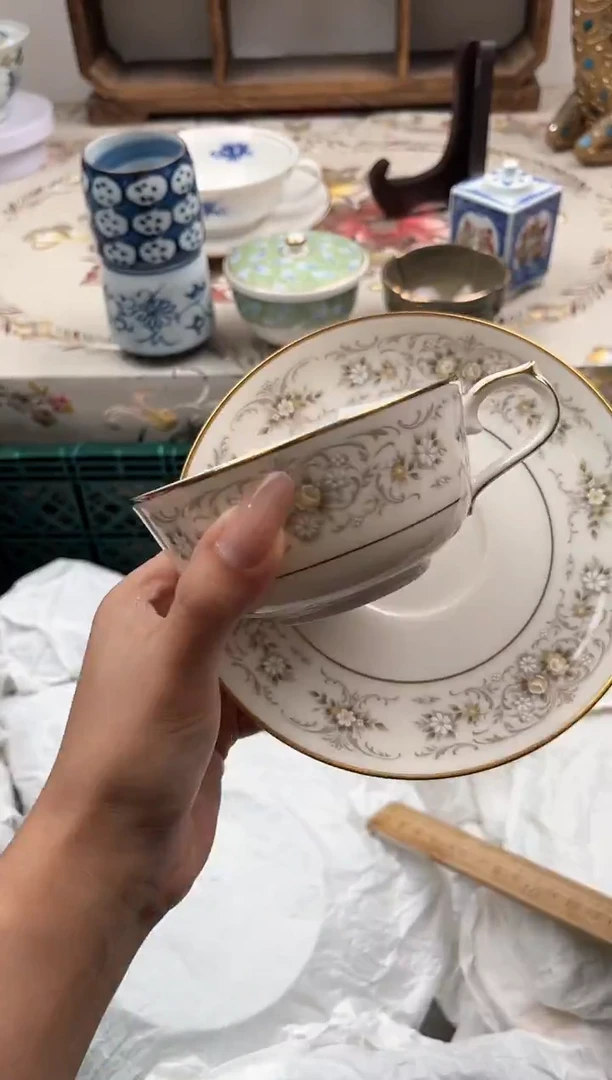瓷片昕*P         559