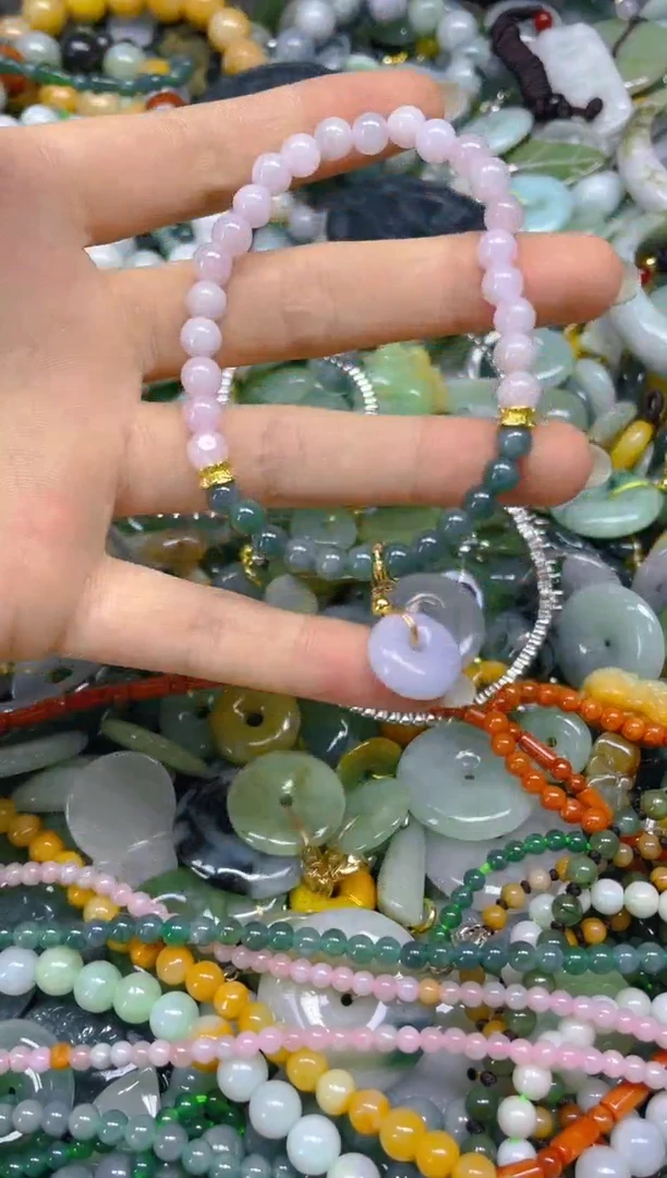 翡翠未镶嵌颈饰/W/翡翠A货,一件也是批发价