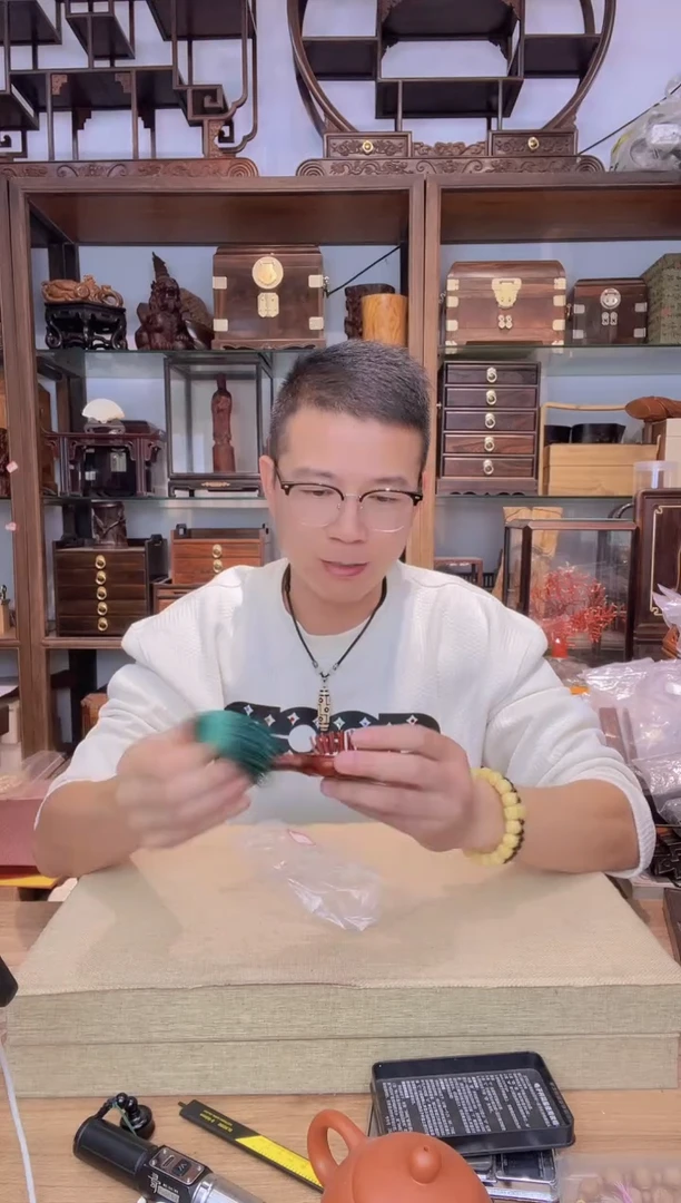 乌木类书架287血檀琵琶气垫梳