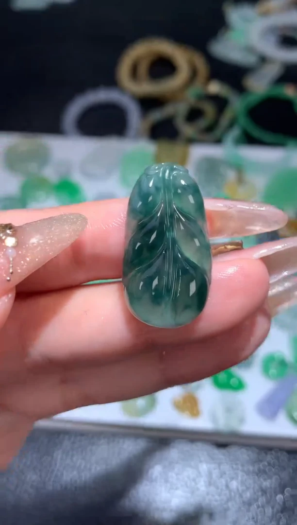 未镶嵌定制翡翠叶子