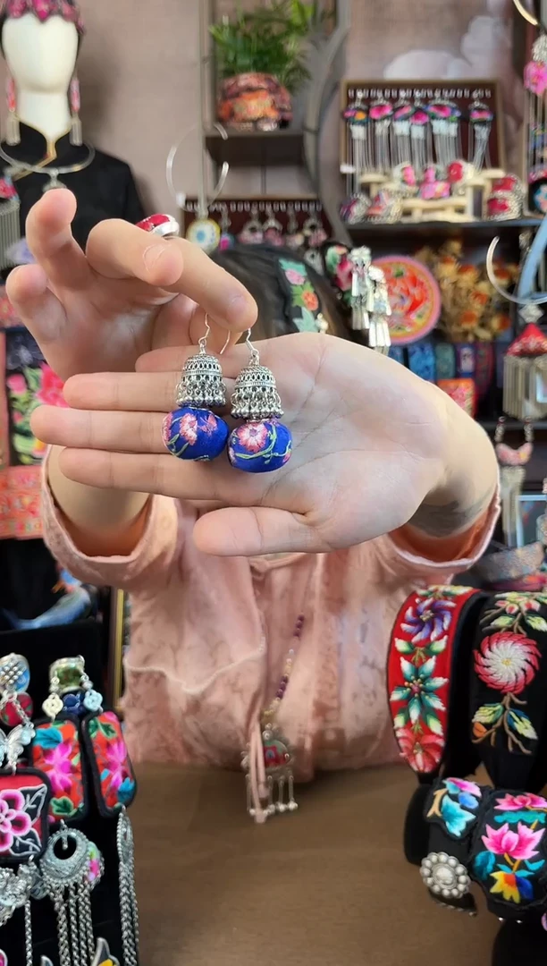 织绣民族风手工非遗老绣饰品153