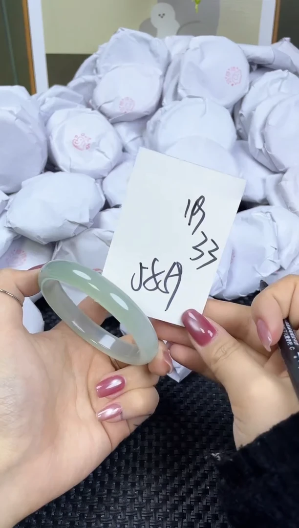 【闪购商品】玛瑙/玉髓手镯未镶嵌119