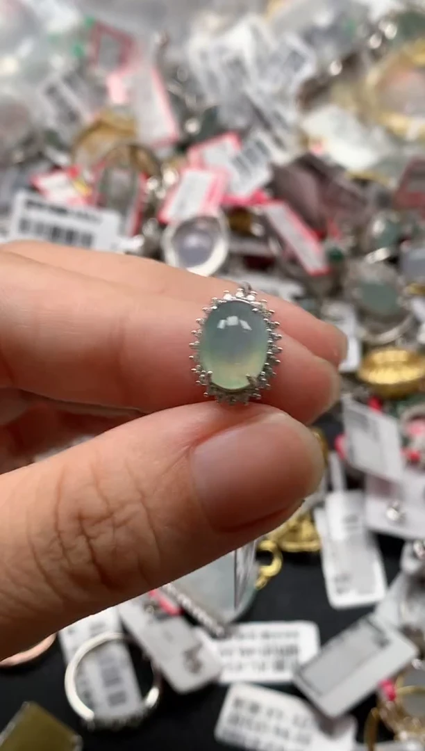 翡翠戒指银S925镶嵌天然A货缅甸翡翠