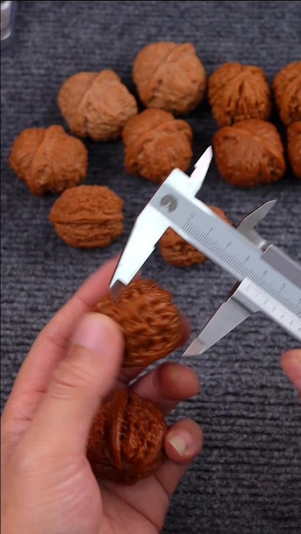 吊坠文玩核桃溜*哥文玩核桃