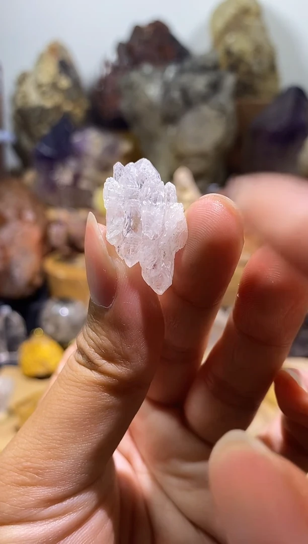 车挂未镶嵌水晶巴基斯坦喜马缝合水晶城堡