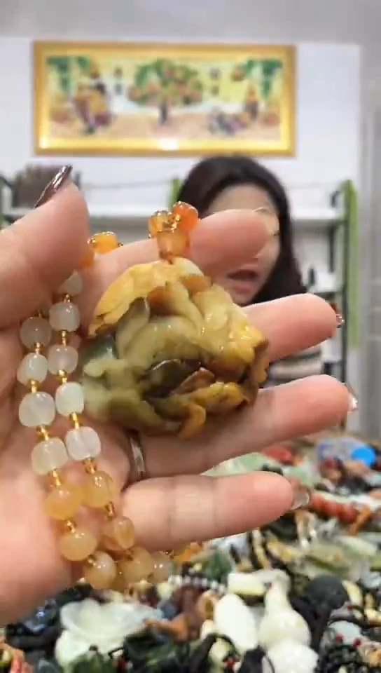 未镶嵌岫玉挂件
