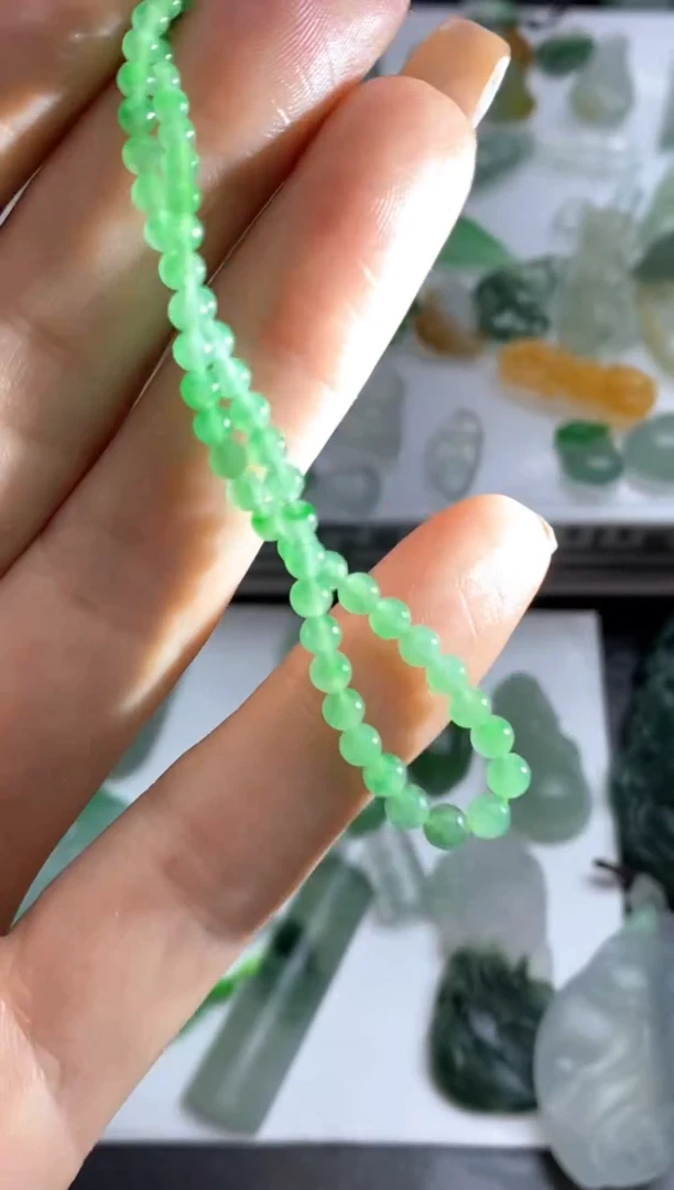 定制翡翠未镶嵌翡翠毛货~