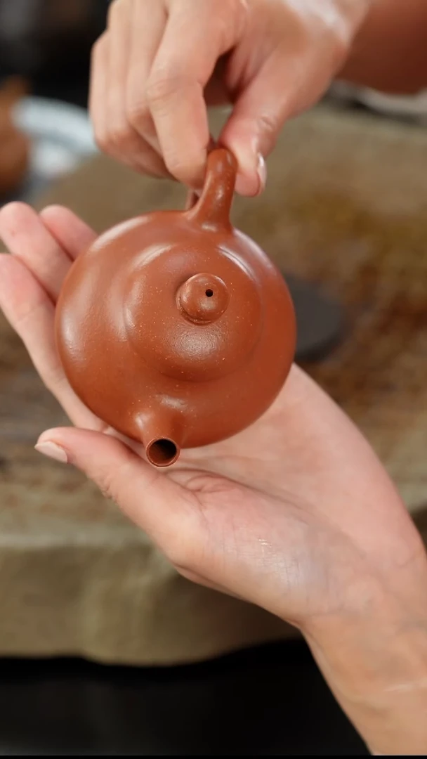 茶壶紫砂降坡炮嘴扁韵130cc