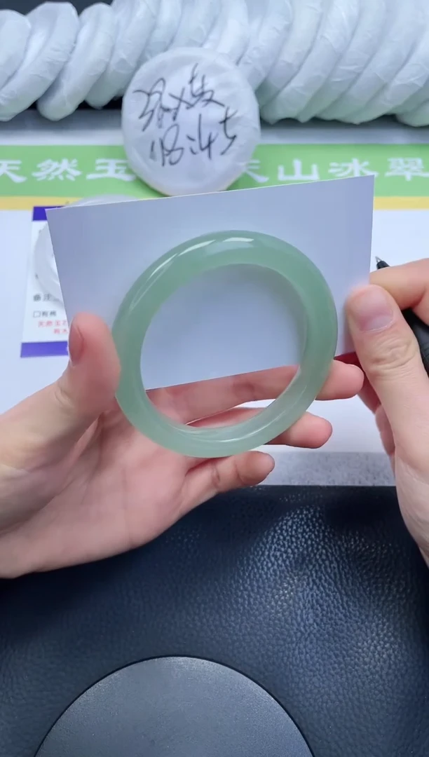 【闪购商品】石英质玉手镯未镶嵌A15-58+