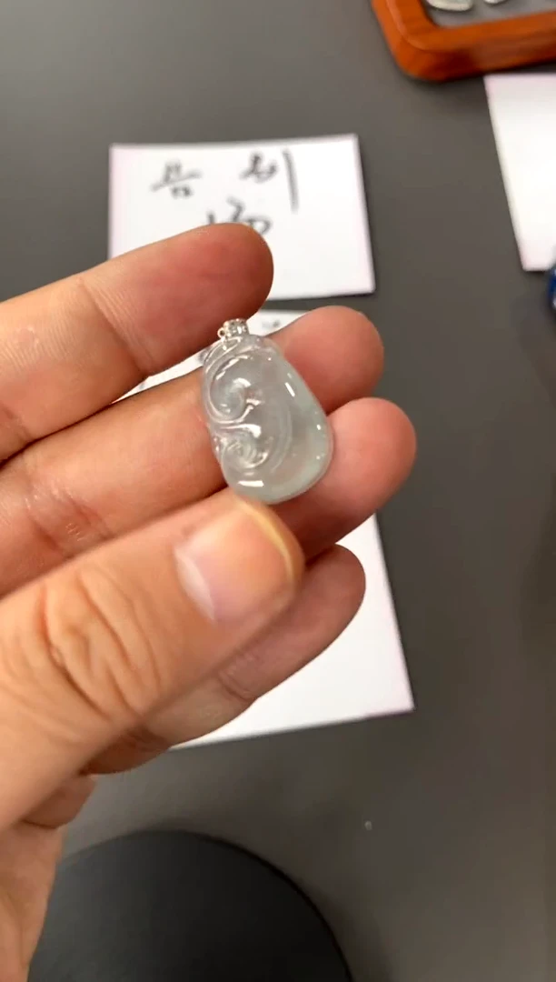 【闪购商品】翡翠颈饰18K金镶嵌买断价