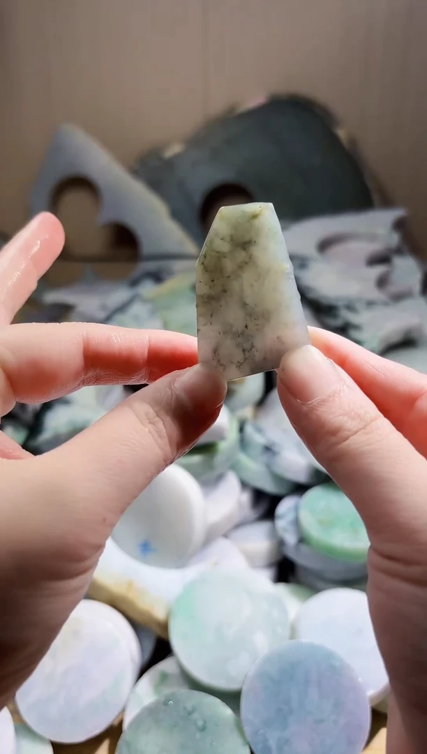 颈饰未镶嵌翡翠翡翠A货657