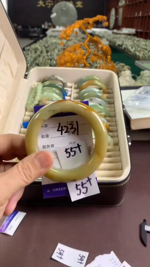 未镶嵌蛇纹石玉手镯4231