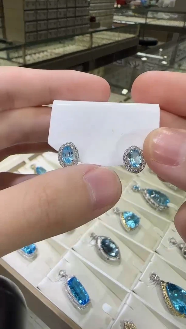 银S925镶嵌托帕石耳饰4*6mm耳钉