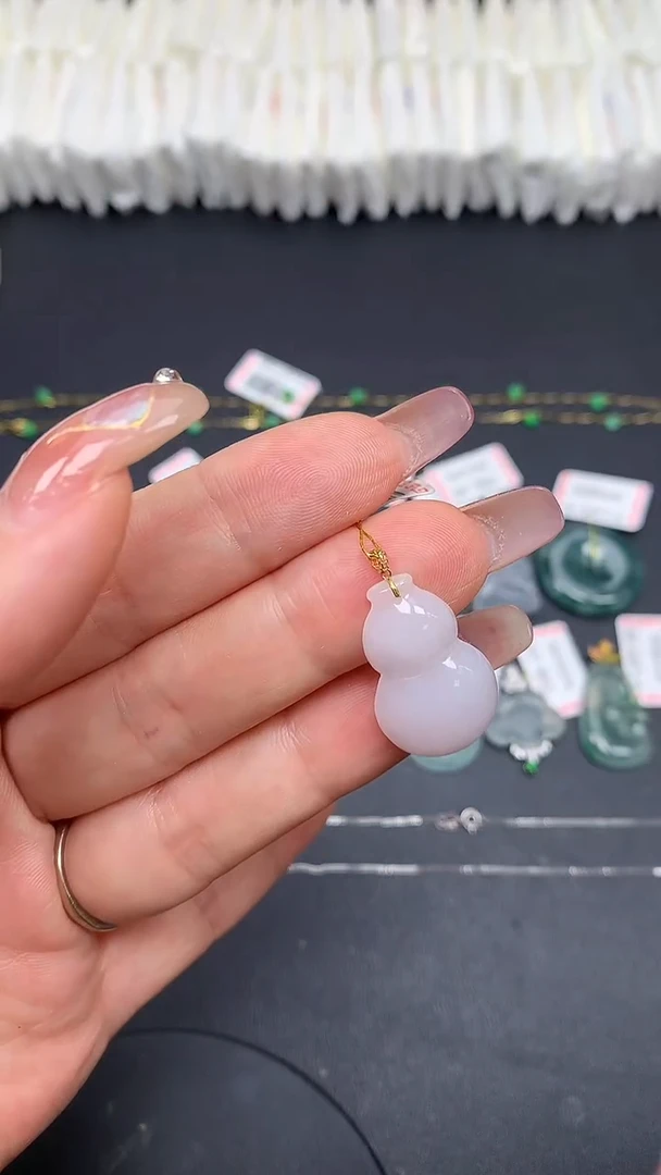 翡翠18K金镶嵌吊坠(不含链)MS193679