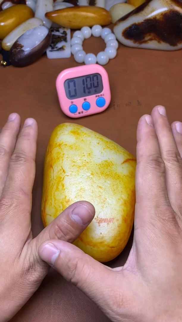 未镶嵌和田玉摆件江****…和田玉