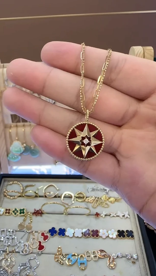 玛瑙/玉髓项链18K金镶嵌八芒星