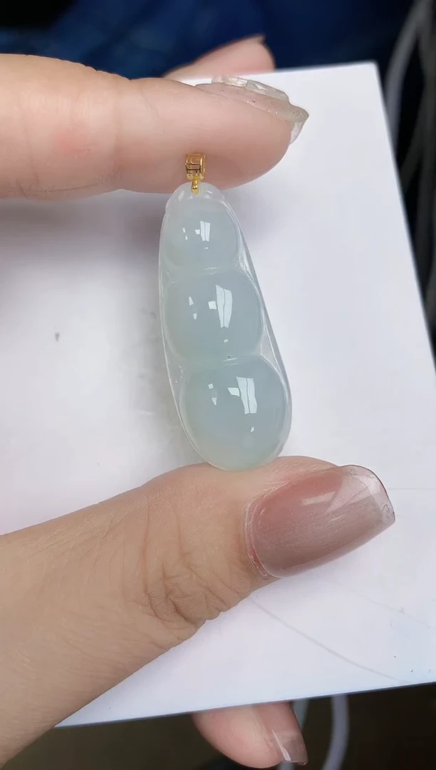 翡翠18K金镶嵌颈饰天然缅甸A货翡翠