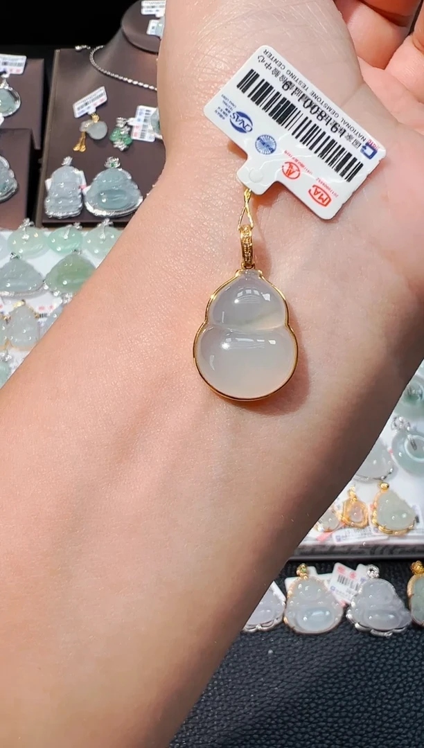 翡翠18K金镶嵌吊坠(不含链)葫芦吊坠119