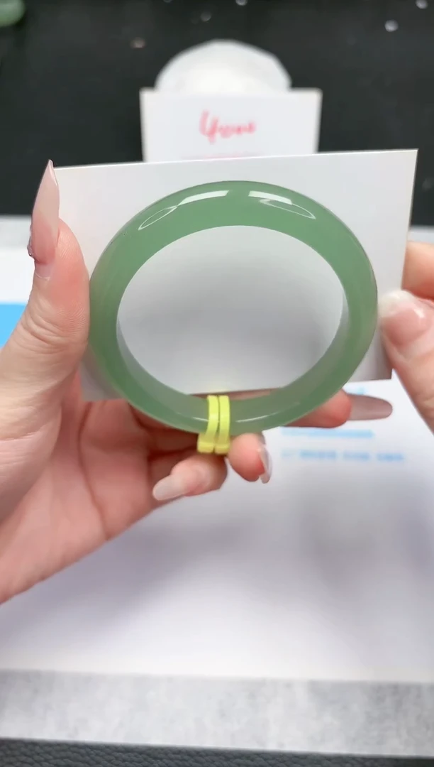 【闪购商品】石英质玉手镯未镶嵌874-58.2