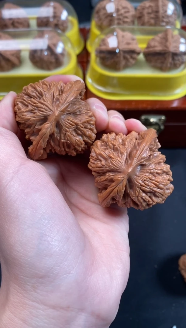把件文玩核桃王*四座楼45尺Q095