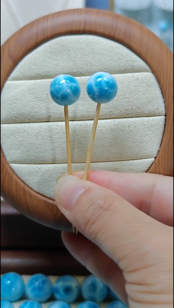 针钠钙石（海纹石）未镶嵌珠宝半成品多样性发2