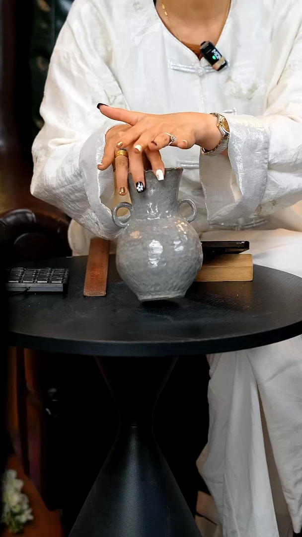 景德镇手工陶瓷花器（微瑕）