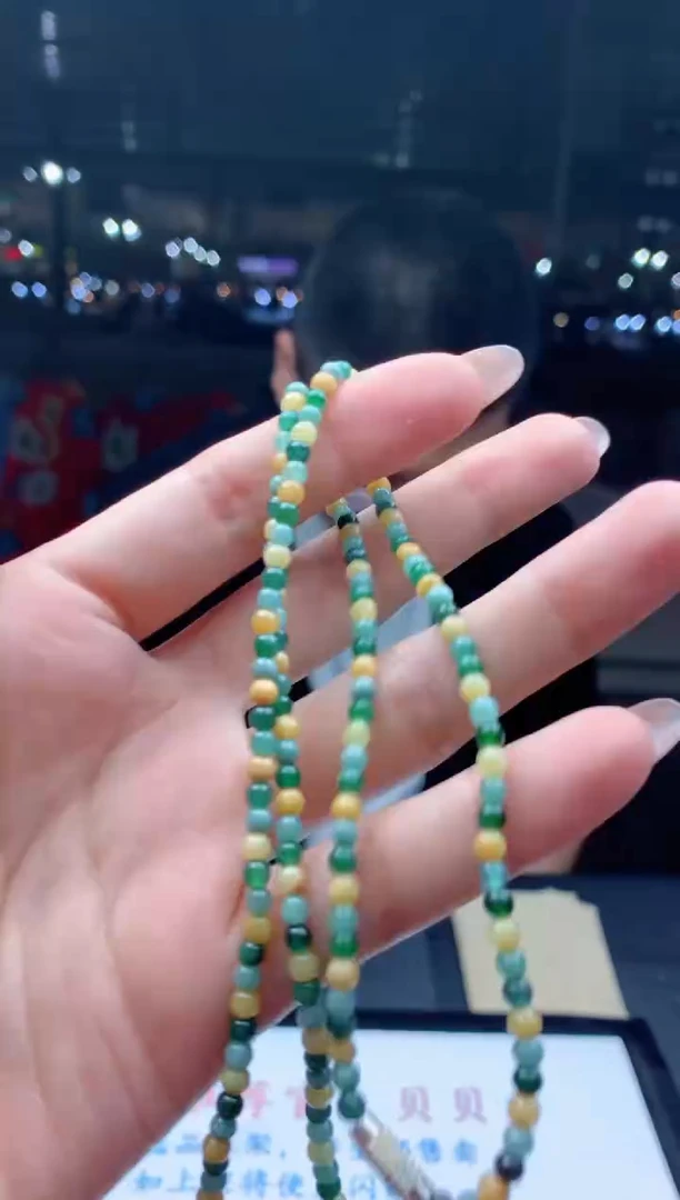 颈饰未镶嵌翡翠天然A货翡翠多样性发其一