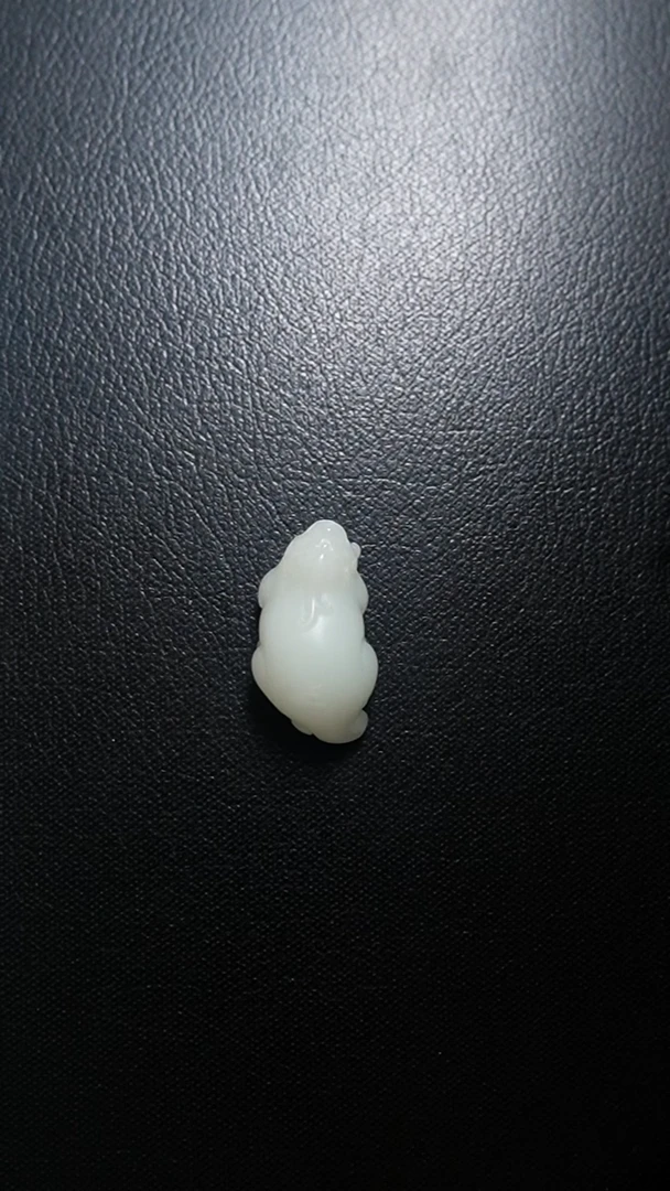 和田玉未镶嵌颈饰貔貅